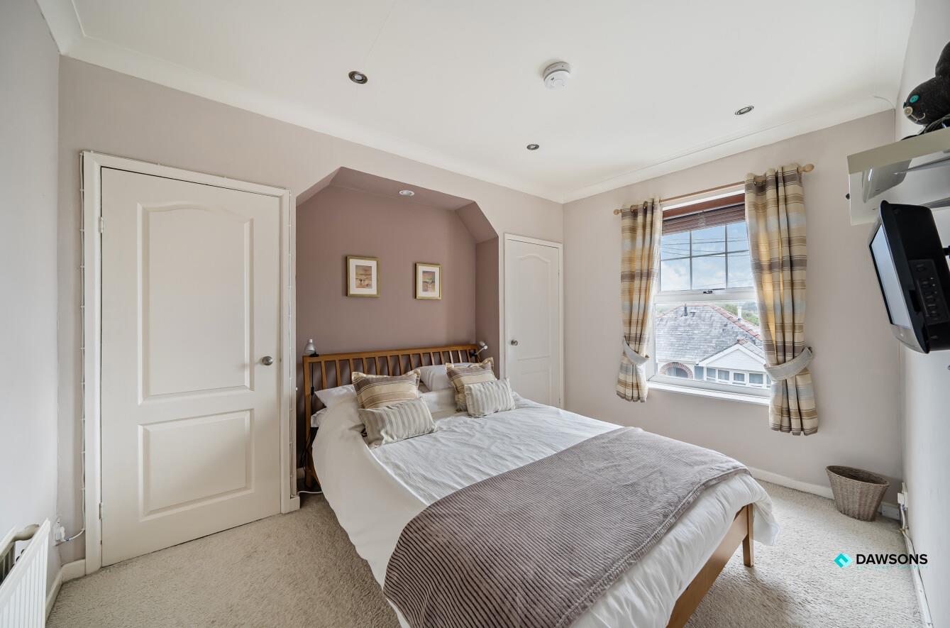 Alstred Street, Kidwelly, SA17 4TN